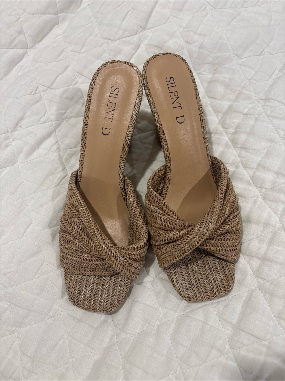 Silent D Katia Natural Raffia Wedge